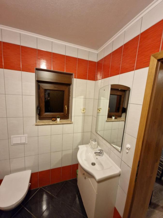 Guest House Wolf II Plitvicka Jezera Exterior foto
