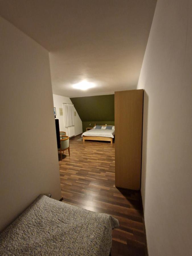 Guest House Wolf II Plitvicka Jezera Exterior foto