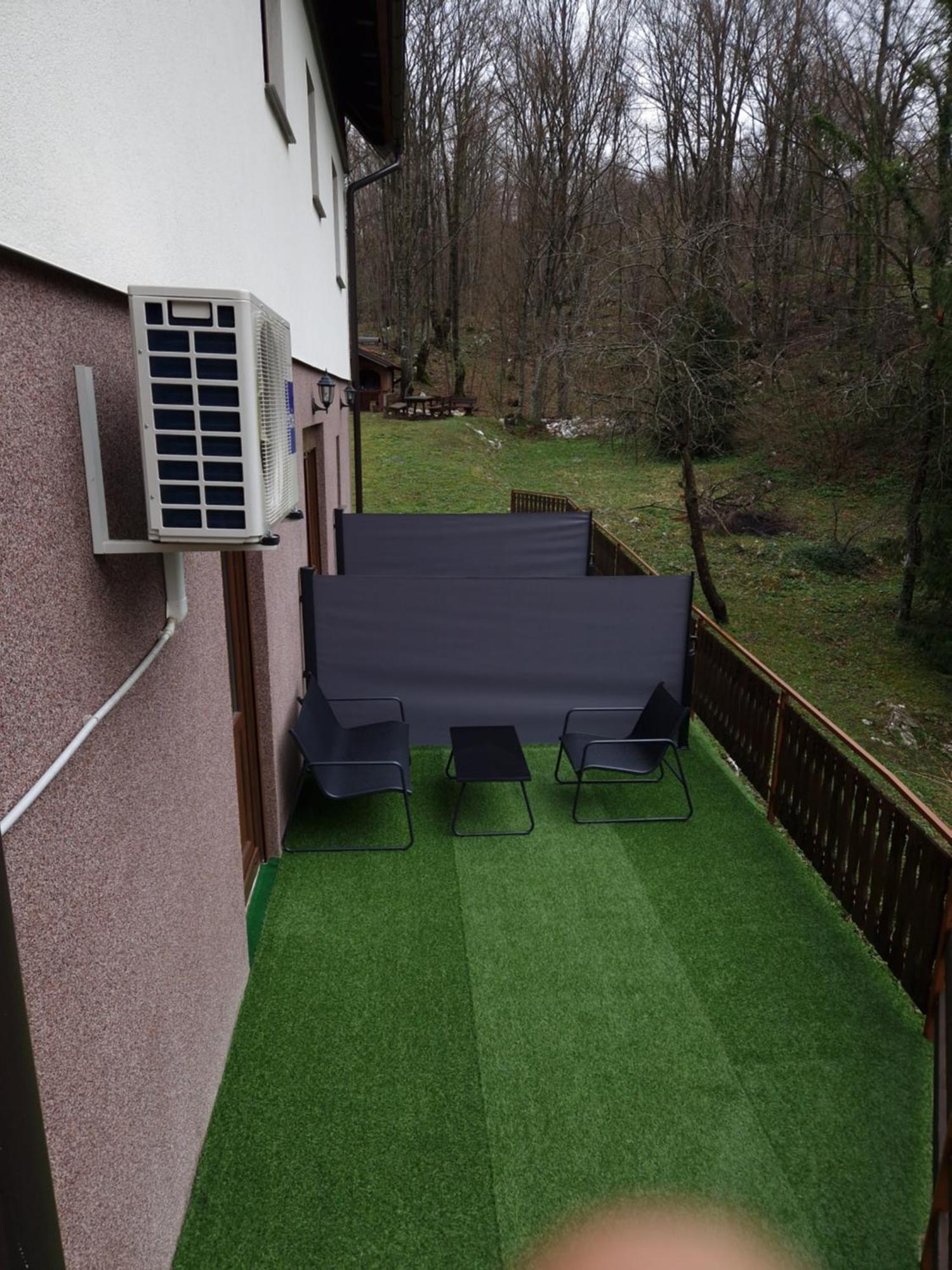 Guest House Wolf II Plitvicka Jezera Exterior foto